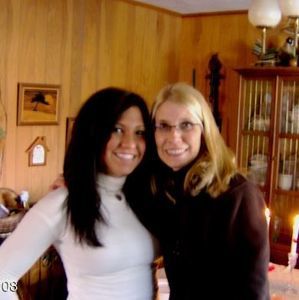 Meet your Posher, Carla